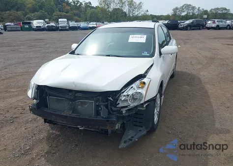 2011 Nissan Altima Hybrid z USA, uszkodzony, nr VIN 1N4CL2AP4BC184734